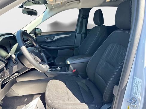 Used 2025 Ford Escape Active FWD image 19