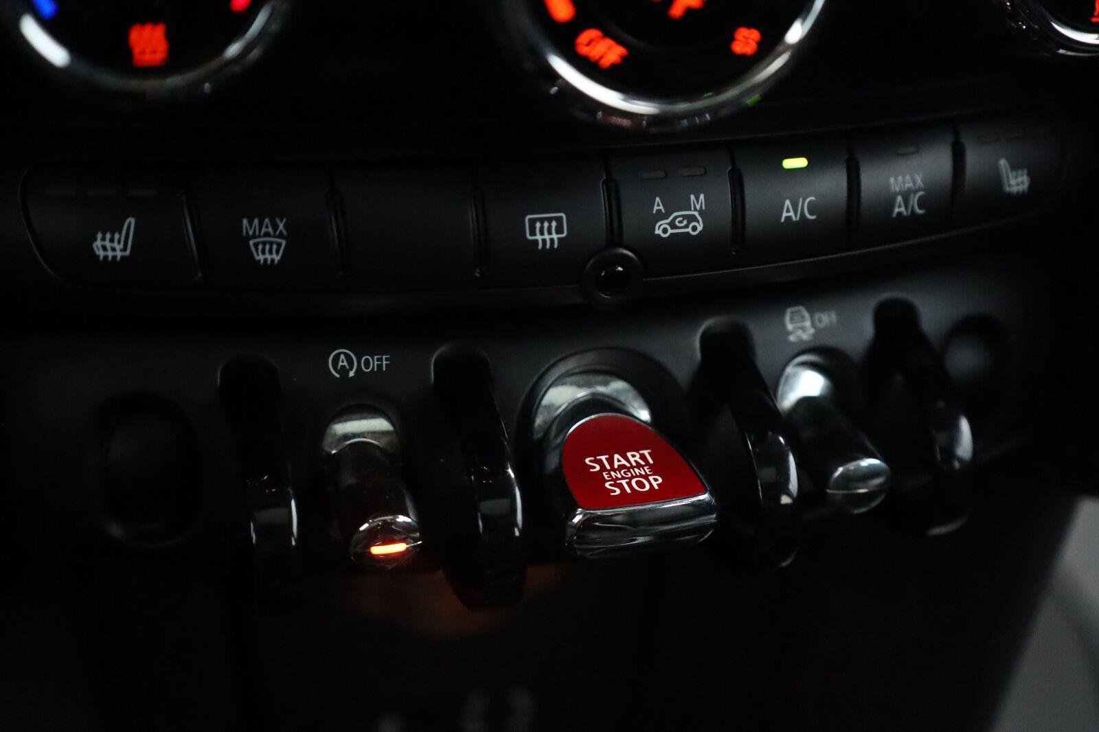 Used 2016 MINI Cooper 2-Door Hardtop FWD image 38