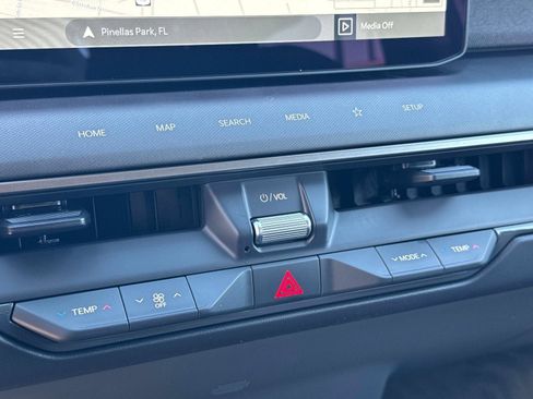 New 2026 Kia EV9 Light image 25