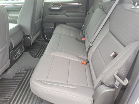 New 2026 GMC Sierra 1500 Elevation image 9