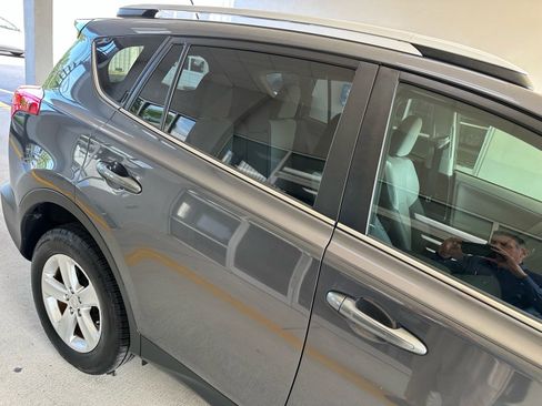 Used 2013 Toyota RAV4 XLE FWD image 9