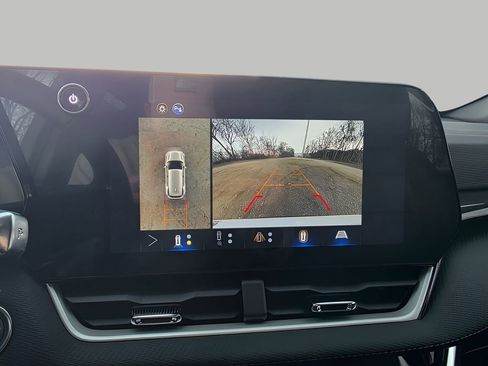 New 2026 Chevrolet Equinox LT w/ Safety and Technology Package image 21