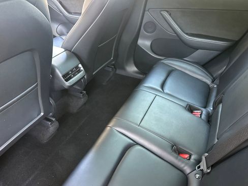 Used 2021 Tesla Model Y Performance AWD/4WD image 26