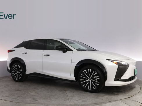 Used 2024 Lexus RZ 300e Premium FWD image 14