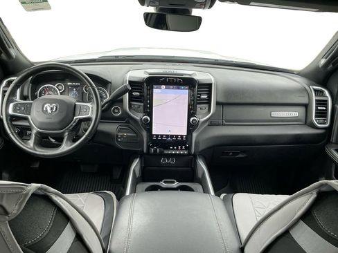 Used 2024 RAM 2500 Big Horn w/ Sport Appearance Package AWD/4WD image 17