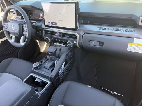 New 2026 Toyota Tacoma TRD Off-Road AWD/4WD image 24