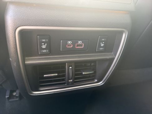 Used 2019 Nissan Murano Platinum FWD image 10