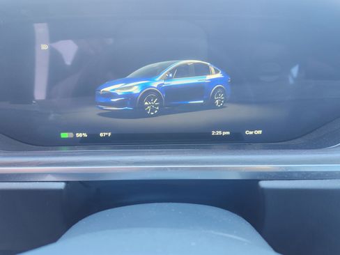 Used 2024 Tesla Model X image 12