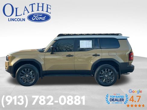 Used 2025 Toyota Land Cruiser image 2