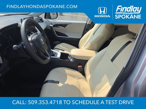 Used 2025 Toyota RAV4 XLE w/ Weather Package AWD/4WD image 17
