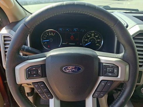 Used 2016 Ford F150 Lariat w/ Equipment Group 502A Luxury image 19