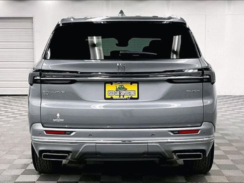 Used 2025 Buick Enclave Avenir w/ Super Cruise Package image 5