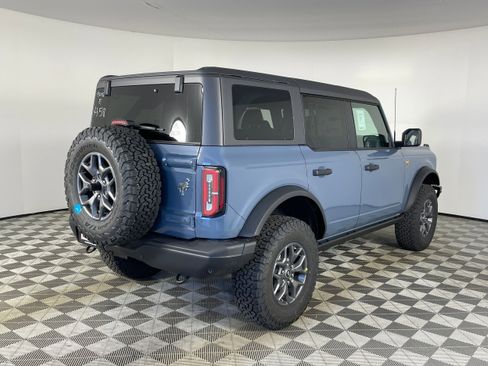New 2025 Ford Bronco Badlands AWD/4WD image 6