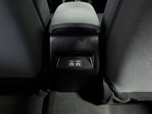 Used 2026 Toyota Corolla LE FWD image 23