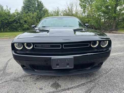 Used 2015 Dodge Challenger SXT w/ Cold Weather Group RWD image 7