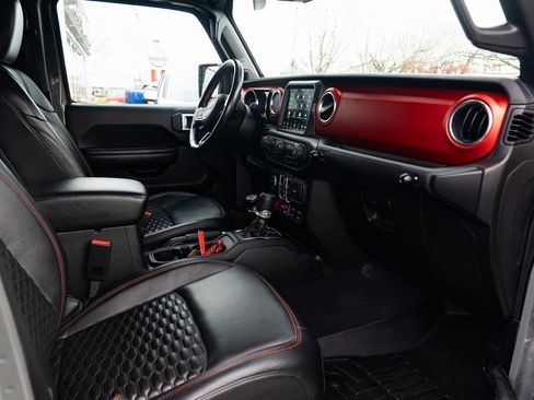 Used 2020 Jeep Gladiator Rubicon image 27