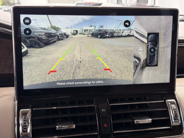 Used 2024 Lincoln Navigator Reserve AWD/4WD image 32