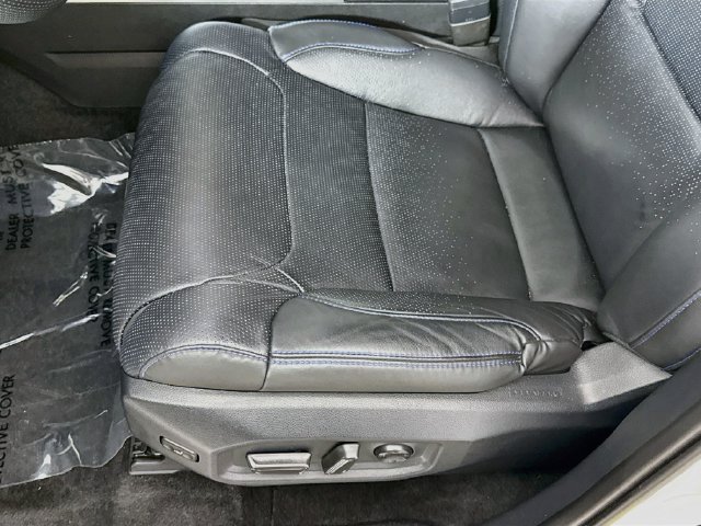 Used 2025 Toyota Tundra Platinum AWD/4WD image 19