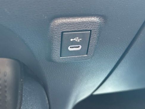 Used 2024 Toyota Corolla SE image 25