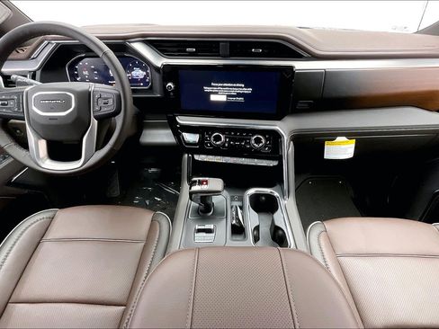 New 2026 GMC Sierra 1500 Denali w/ Denali Reserve Package image 5