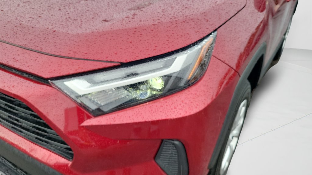 Used 2024 Toyota RAV4 LE FWD image 22