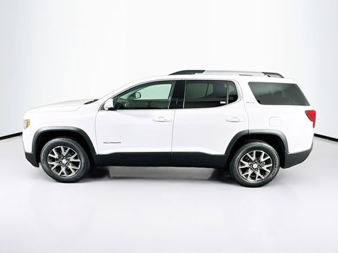 Used 2023 GMC Acadia SLE w/ Driver Convenience Package image 4