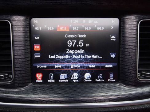 Used 2016 Dodge Charger R/T Scat Pack w/ Technology Group image 15