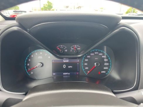 Used 2019 Chevrolet Colorado ZR2 image 27