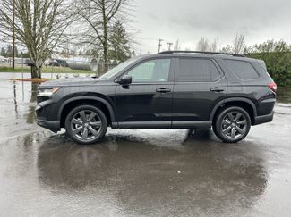 Used 2025 Honda Pilot Sport video 2