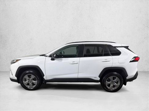 Used 2024 Toyota RAV4 LE AWD/4WD image 6