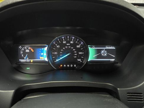 Used 2017 Ford Explorer XLT w/ Equipment Group 202A FWD image 21