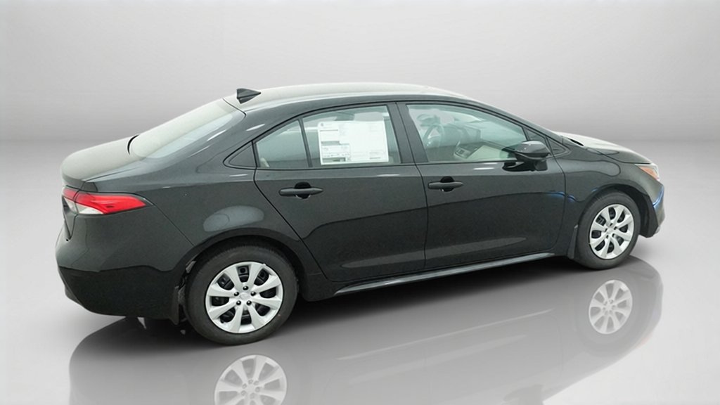 New 2027 Toyota Corolla LE FWD image 8