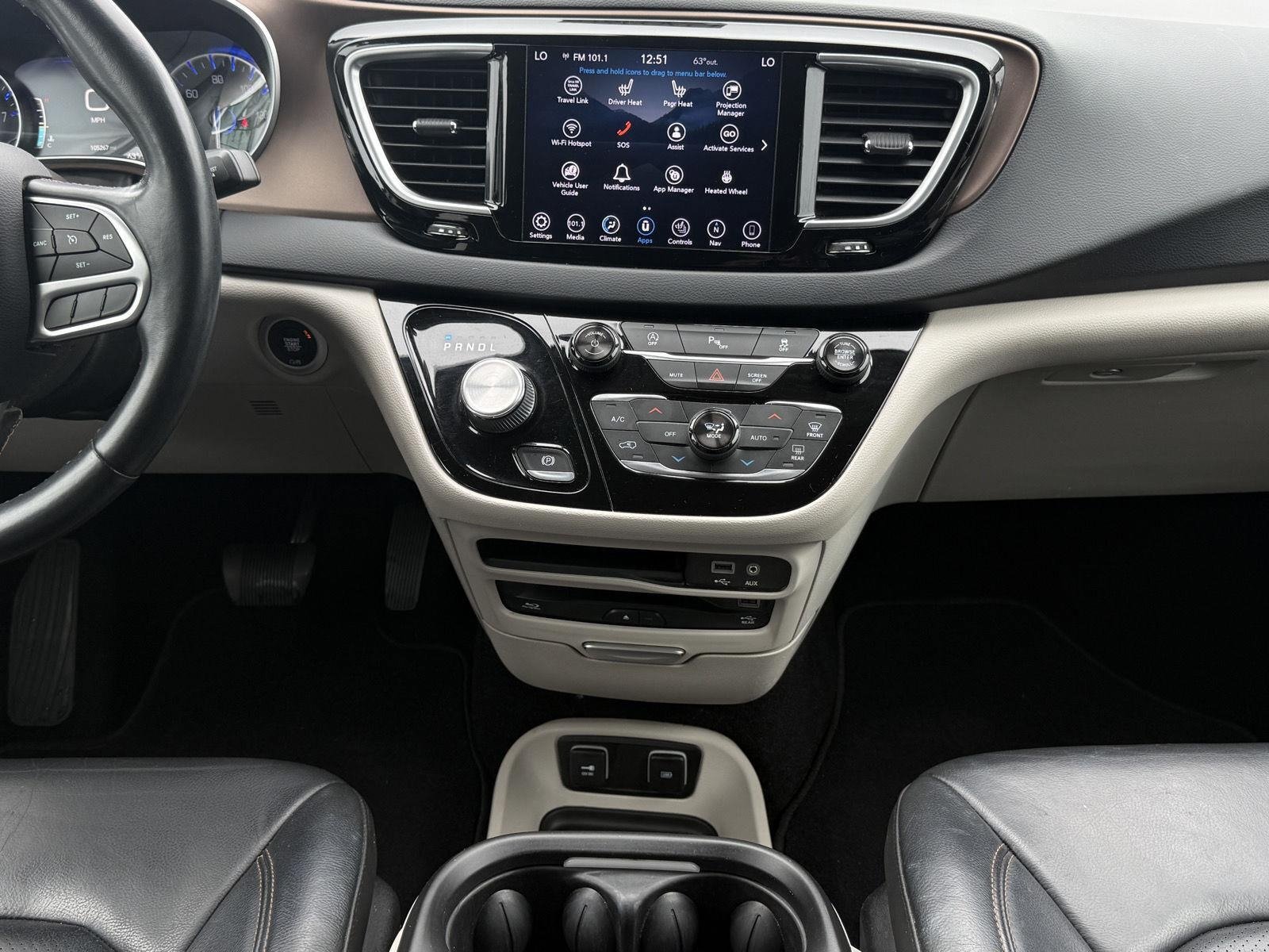 Used 2018 Chrysler Pacifica Touring-L Plus FWD image 37