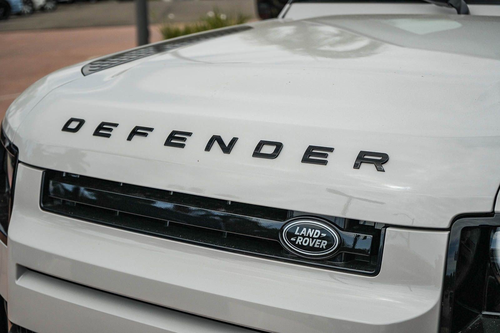 New 2026 Land Rover Defender 110 S AWD/4WD image 8