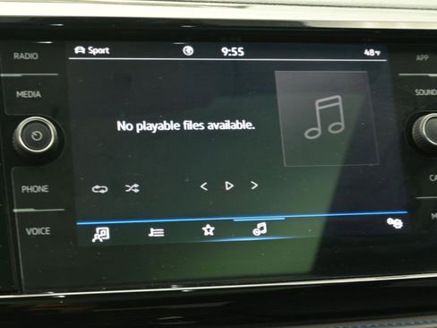 Used 2024 Volkswagen Taos SE image 45