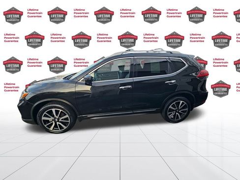 Used 2020 Nissan Rogue SL w/ Premium Package image 2