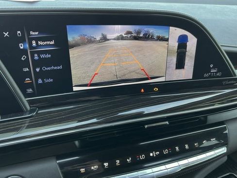 Used 2021 Cadillac Escalade ESV Premium Luxury w/ Driver Assist Tech Package image 20