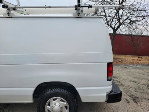 Used 2014 Ford E-350 and Econoline 350 Super Duty w/ Power Group image 9