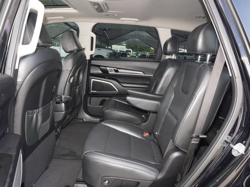 Used 2021 Kia Telluride S FWD image 30