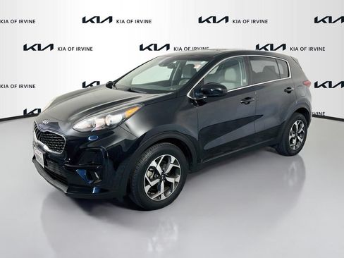 Used 2021 Kia Sportage LX FWD image 3