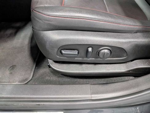 Used 2021 Chevrolet Blazer RS w/ Enhanced Convenience Package image 36