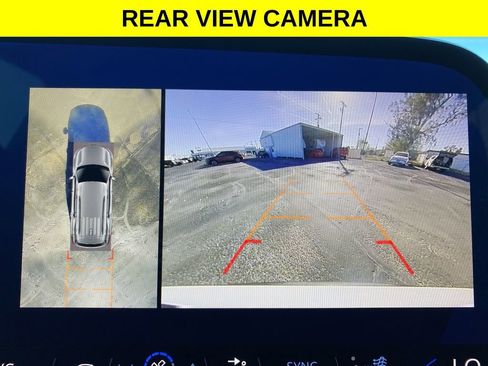 Used 2024 Chevrolet Traverse LS image 9