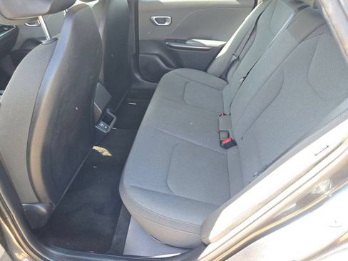 Used 2025 Kia K4 FWD image 26