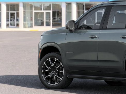 New 2026 Chevrolet Tahoe Z71 w/ Comfort Package AWD/4WD image 6