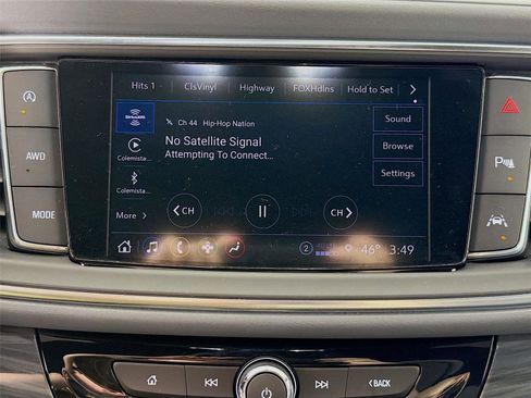 Used 2023 Buick Enclave Essence w/ Sport Touring Edition image 14