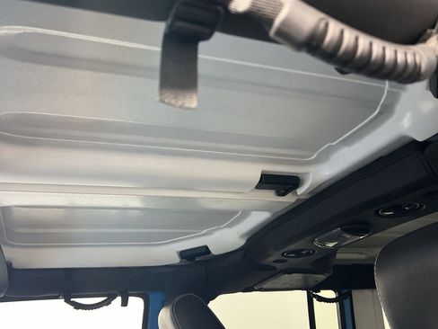 Used 2017 Jeep Wrangler Unlimited Sport image 23