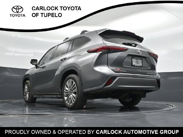 Used 2025 Toyota Highlander Platinum AWD/4WD image 63