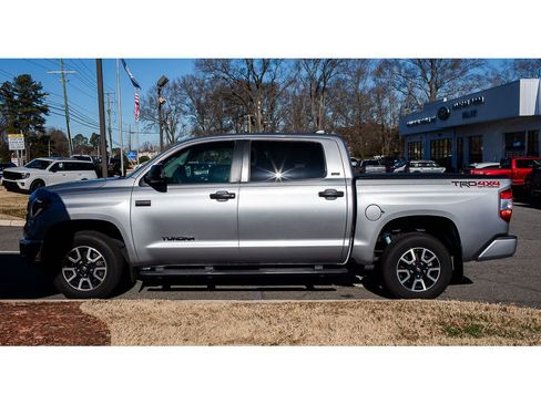 Used 2020 Toyota Tundra SR5 image 3