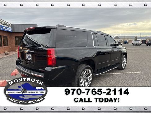 Used 2020 Chevrolet Suburban Premier AWD/4WD image 7