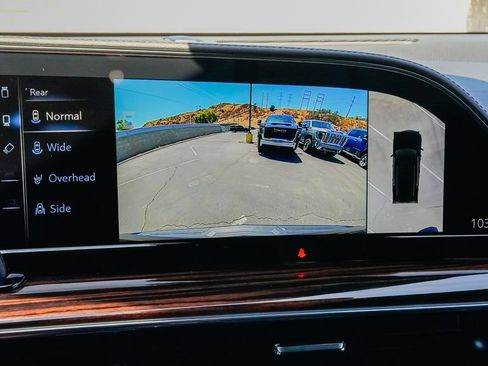 Used 2023 Cadillac Escalade ESV Luxury RWD image 19